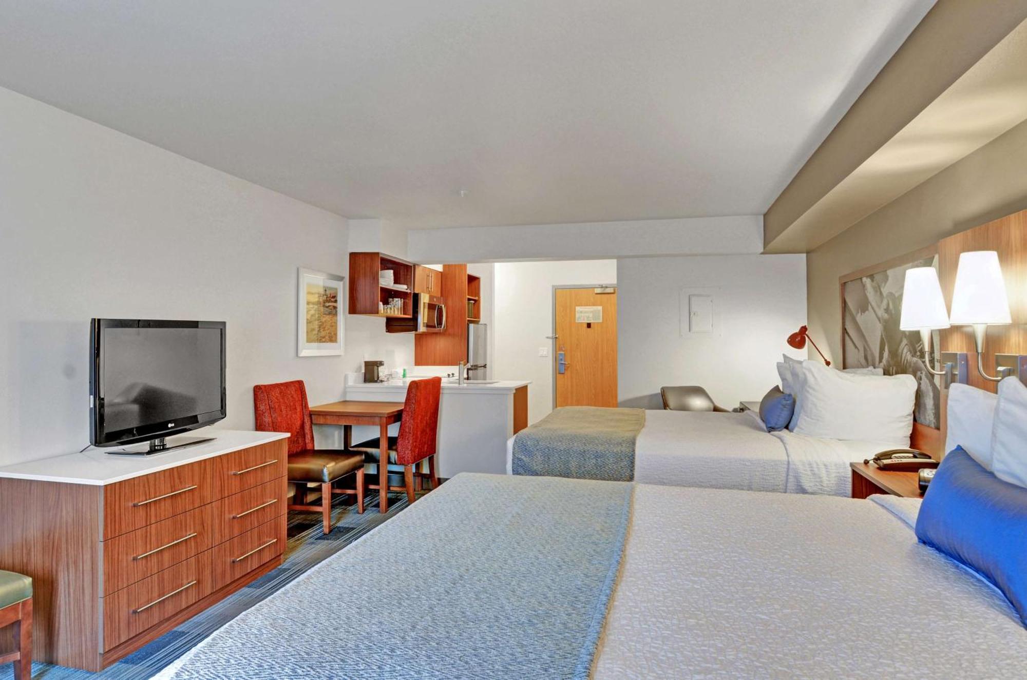 Executive Residency By Best Western Navigator Inn & Suites Everett Esterno foto