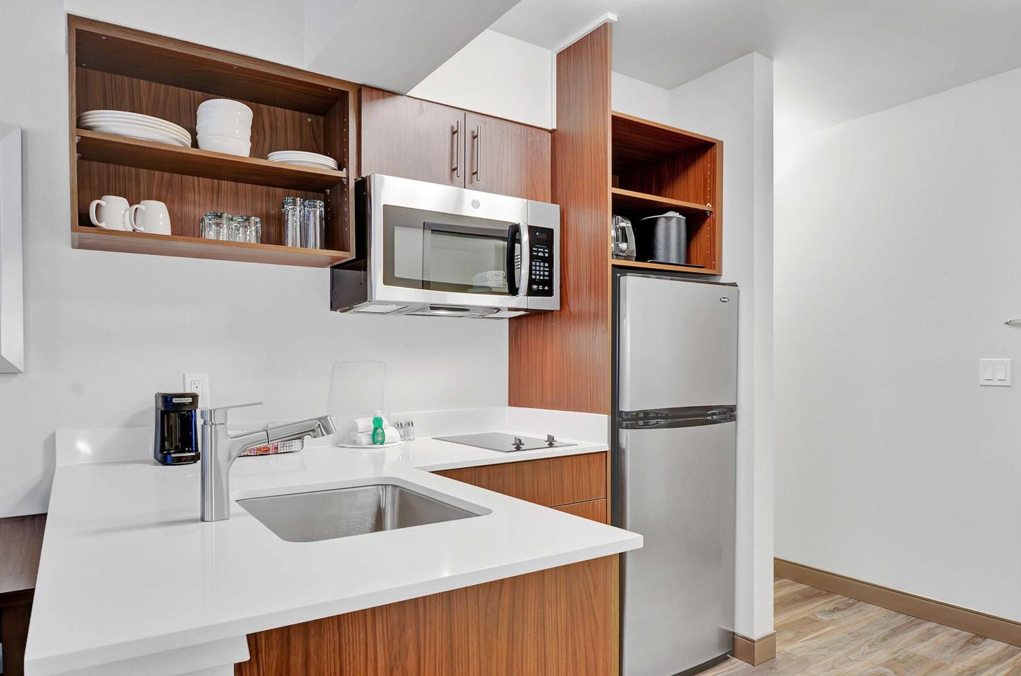 Executive Residency By Best Western Navigator Inn & Suites Everett Esterno foto