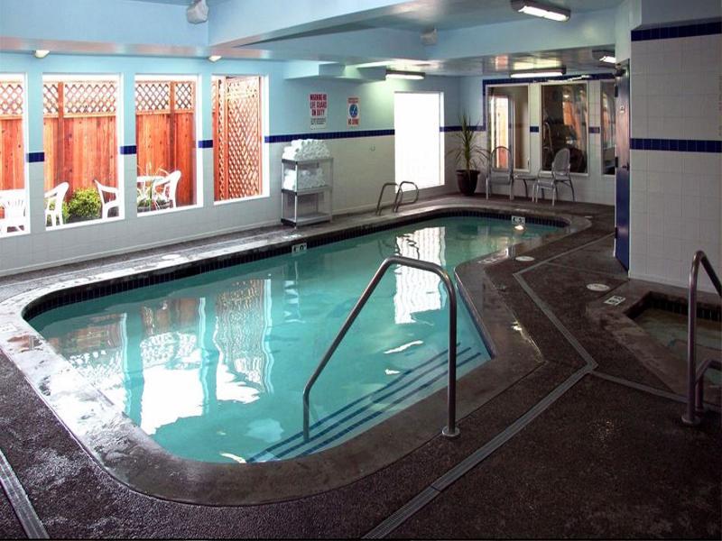 Executive Residency By Best Western Navigator Inn & Suites Everett Esterno foto